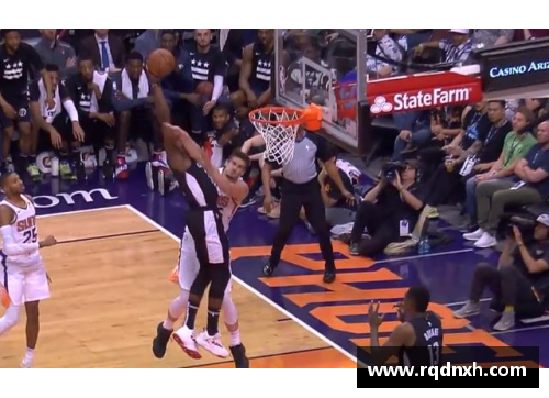 NBA神奇瞬间：赞叹十佳球的炫目飞舞